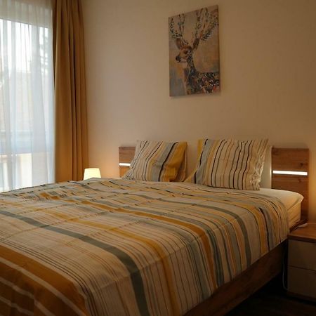 Holiday Apartman With Free Parking Дьёр Экстерьер фото